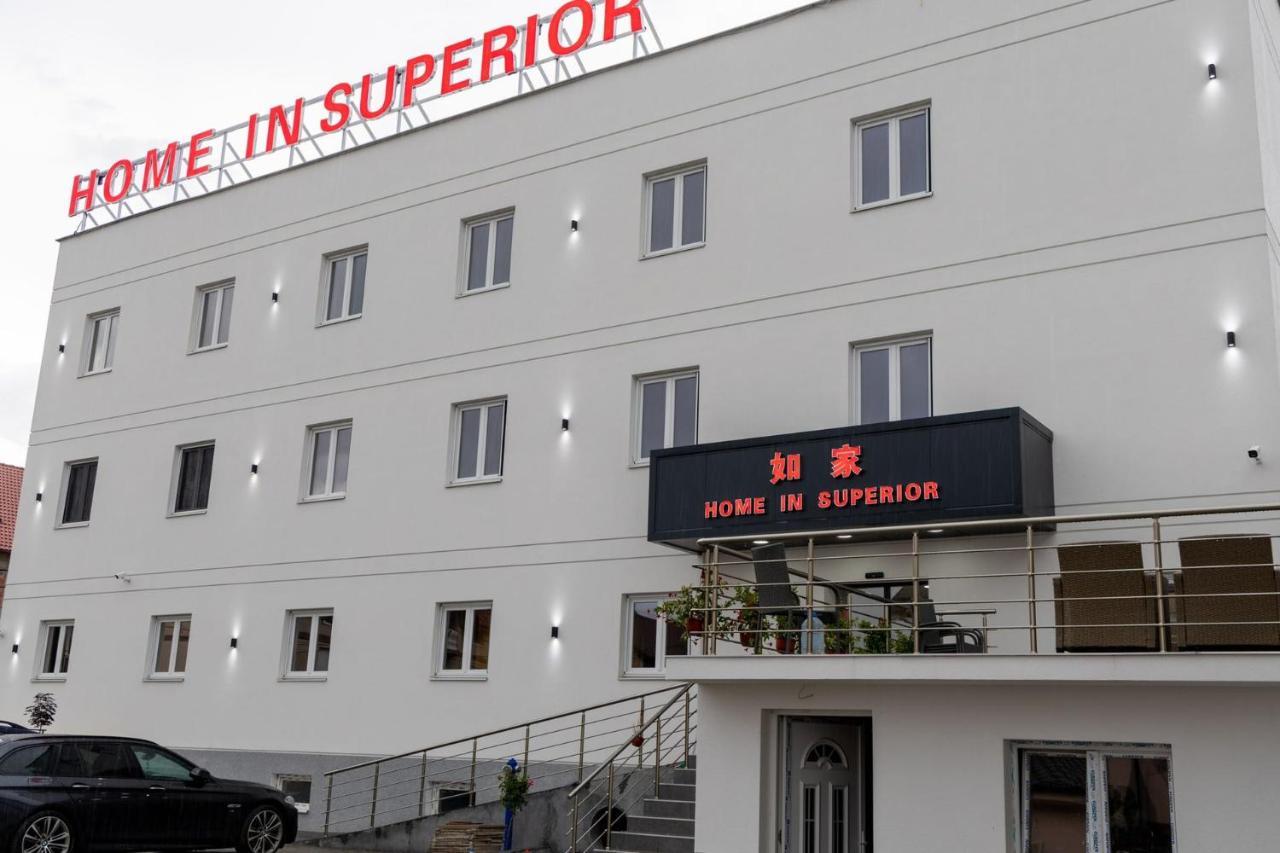 Home In Superior如家 Surčin Eksteriør billede
